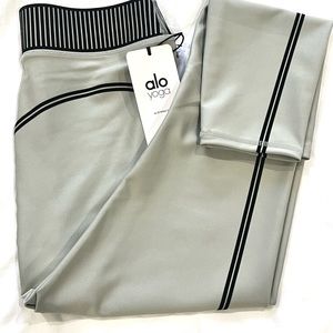 ALO NWT AIRLIFT HIGH-WAIST 7/8 LINE UP LEGGING LIMESTONE